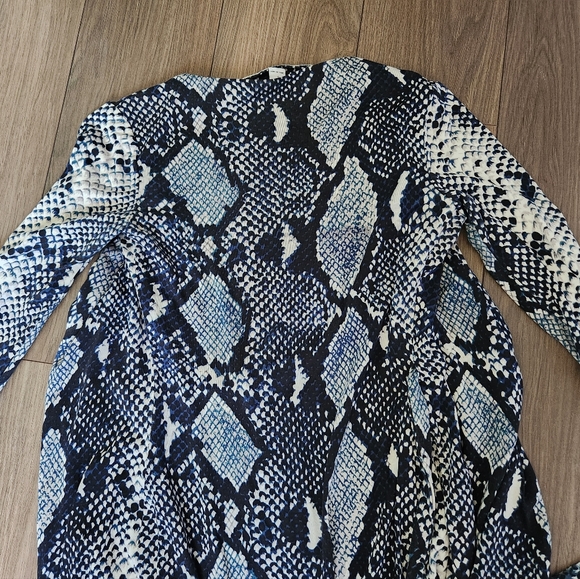 Diane Von Furstenberg Julian Silk Jersey Wrap Dress - Picture 9 of 12